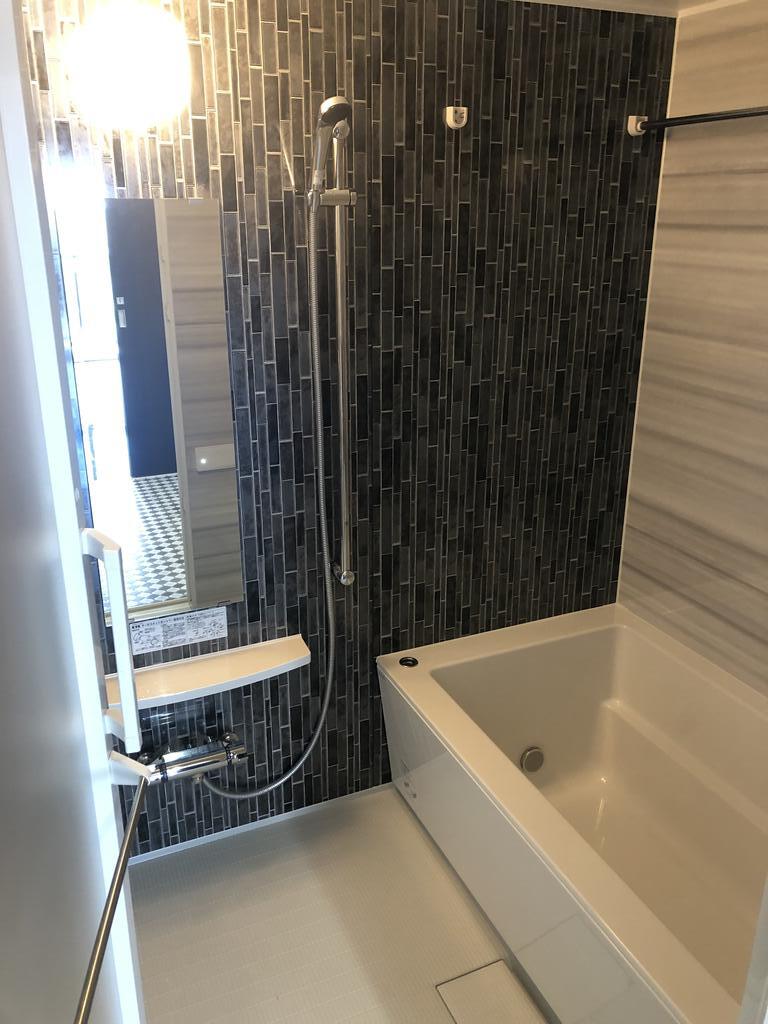 バス・シャワールーム　マイクロバブル付　毛穴を徹底洗浄♪しかもお湯は浄水！