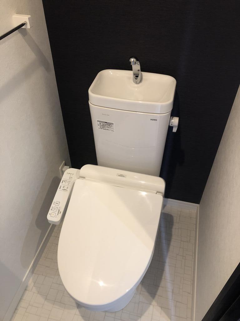 トイレ　もちろんウォシュレット付きです　水は浄水を使用！