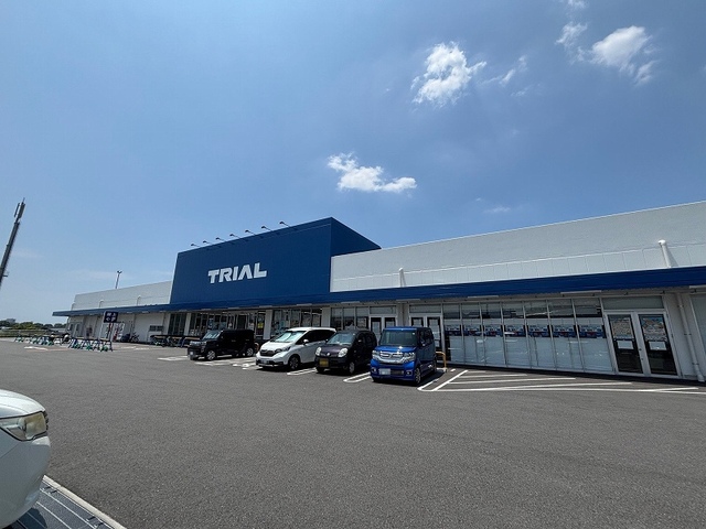 スーパー　トライアル益城台店（スーパー）まで400m