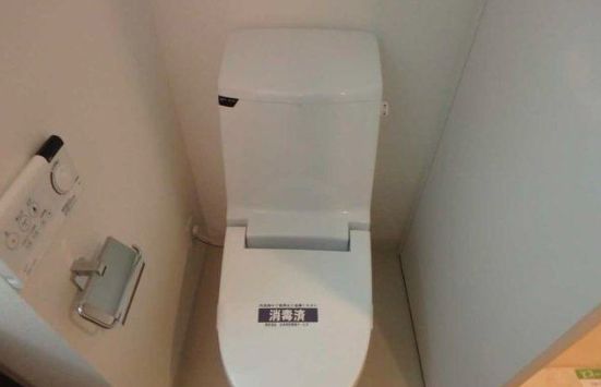 トイレ　ゆったりとした空間のトイレです