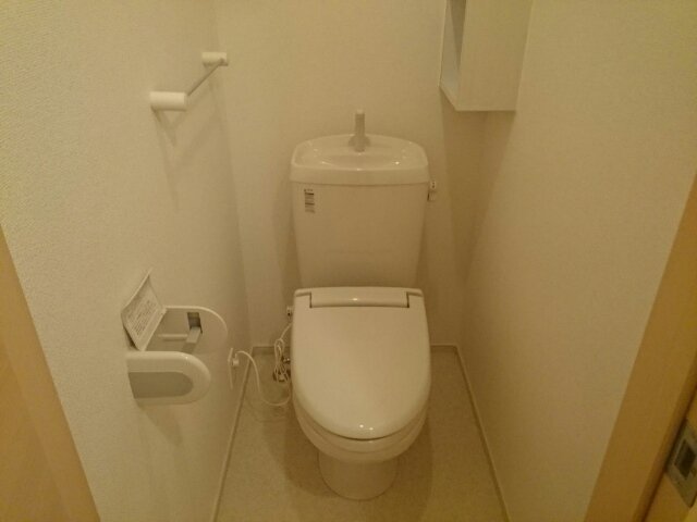 トイレ　ゆったりとした空間のトイレです