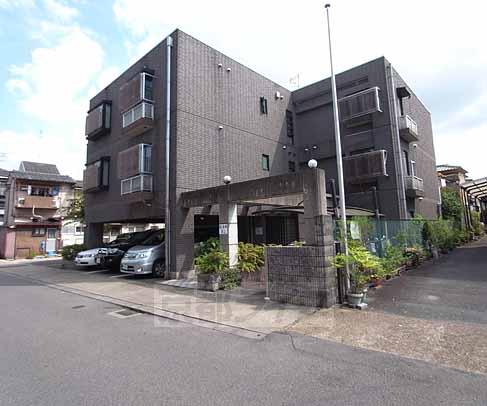 建物外観　ＮＴＴ光ファミリー対応済です。