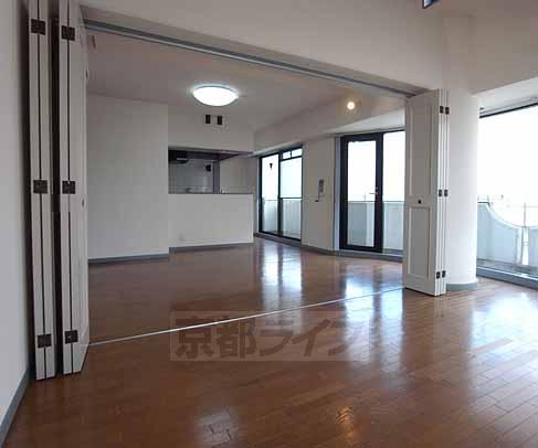 居室・リビング　１５帖のＬＤＫです。