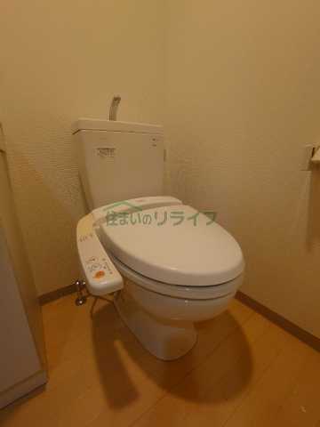 トイレ　別部屋の参考写真です。