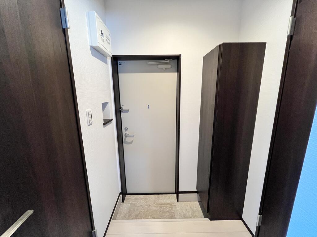 玄関　同建物別号室参考