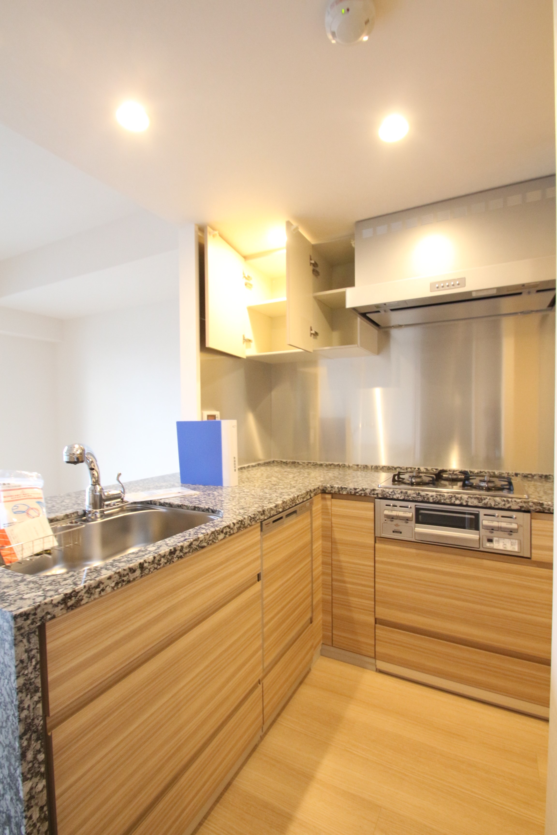 キッチン　キッチン