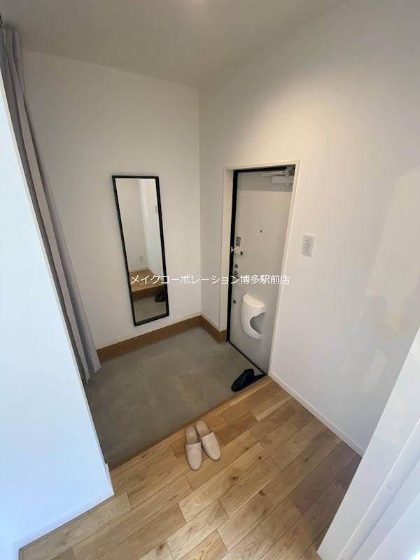 玄関　玄関収納有り♪