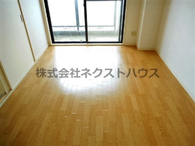 居室・リビング　別部屋参考写真です