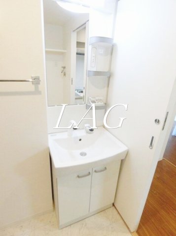 洗面設備　独立洗面台です。