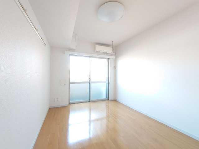 居室・リビング　別部屋の参考写真となります