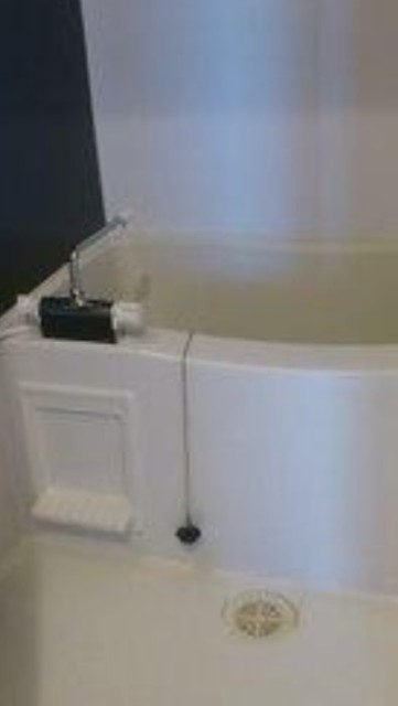 バス・シャワールーム　バスルーム