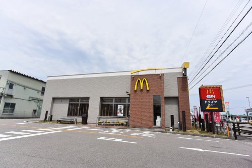 飲食店　マクドナルド 156戸出店（飲食店）まで1076m