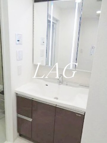 洗面設備　洗面台です。