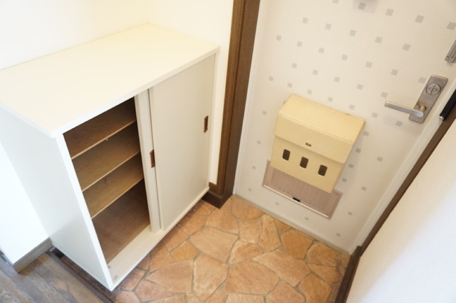 玄関　玄関のシューズボックス