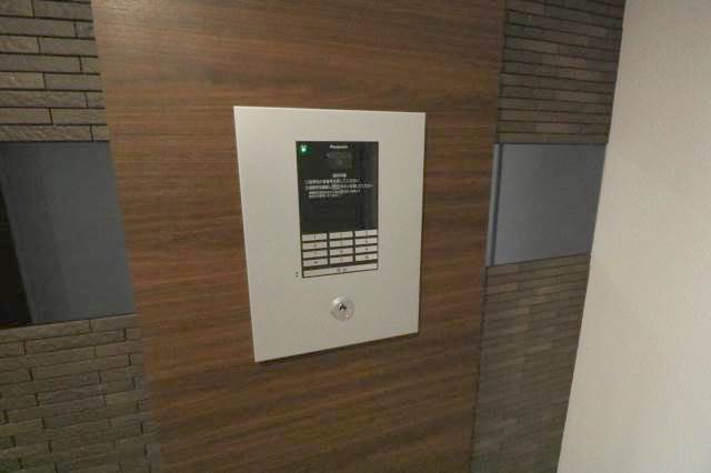 ロビー　安心のオートロック♪