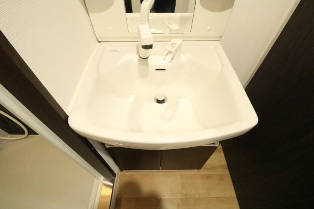 洗面設備　洗髪も出来る洗面所♪