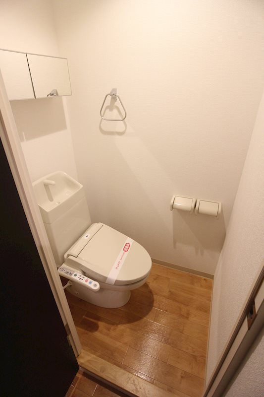 トイレ　冬でも便座があったかいですよ