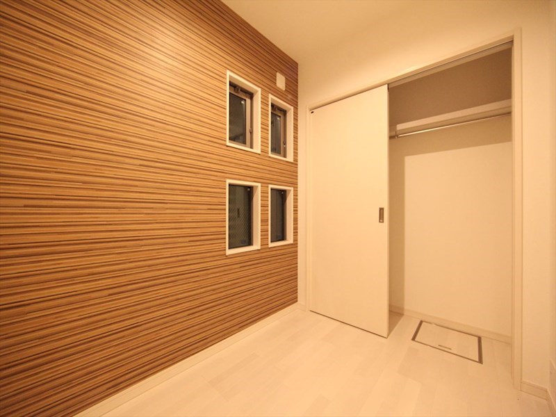 その他共有部分　洋室3帖　クローゼット付（収納充実してます）