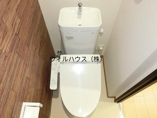 トイレ　ウォシュレット！