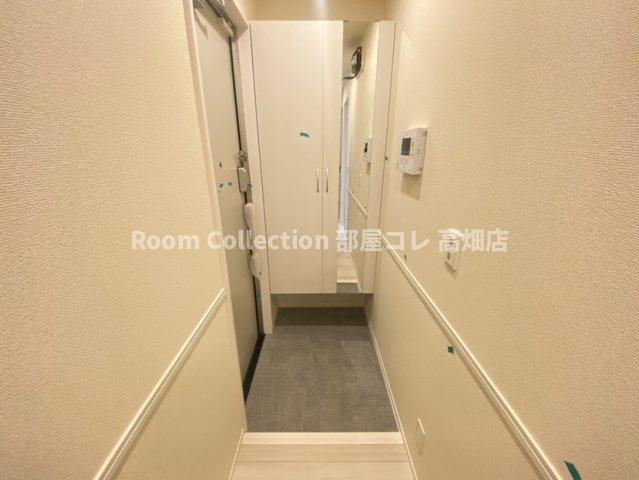 玄関　※同物件他部屋写真