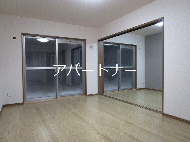 居室・リビング　現状優先