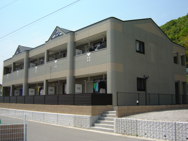 建物外観　外観写真（昼）