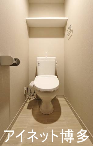 トイレ　ウォシュレット完備です