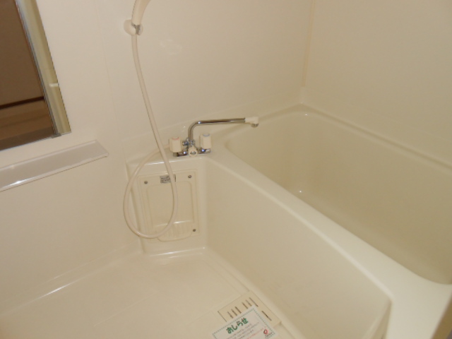バス・シャワールーム　バス・トイレ各独立
