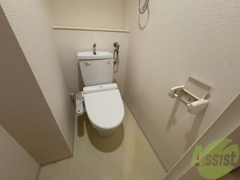 トイレ　トイレです。ウォシュレット付を探している方、おすすめです。