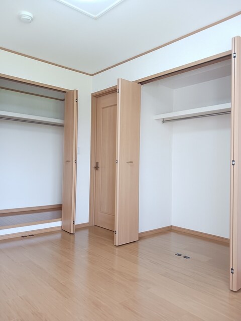 収納　図面と現状に相違がある場合には現状を優先