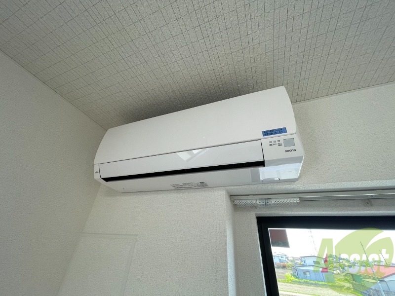 その他設備　エアコン付きです！夏でも冬でも安心ですね。