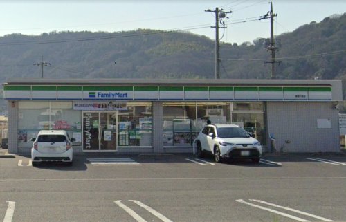 コンビニ　ファミリーマート倉敷片島店（コンビニ）まで721m