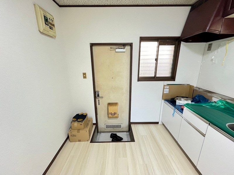 玄関　別部屋参照