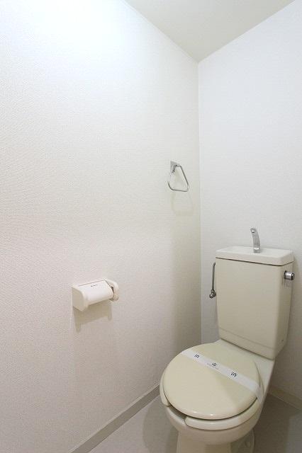 ニューハイム島田のトイレ写真