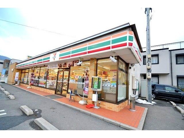 コンビニ　セブンイレブン可部4丁目店（コンビニ）まで421m