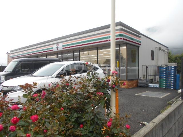 コンビニ　セブンイレブン 箱根小涌谷店（コンビニ）まで142m