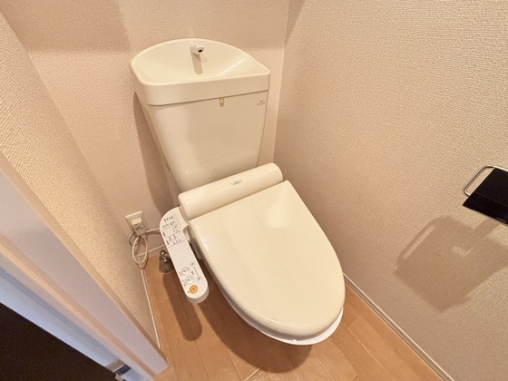 トイレ　シャワー付きトイレ