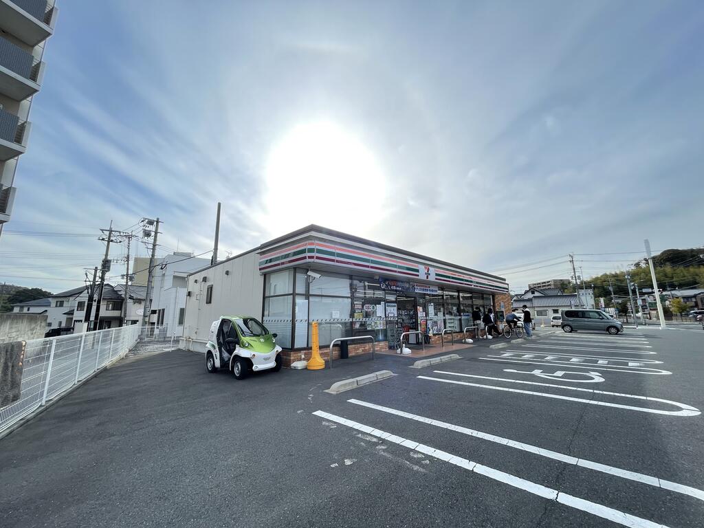 コンビニ　セブンイレブン岡垣海老津店（コンビニ）まで1294m