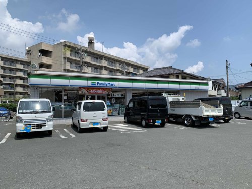 コンビニ　ファミリーマート 豊橋東幸店（コンビニ）まで756m
