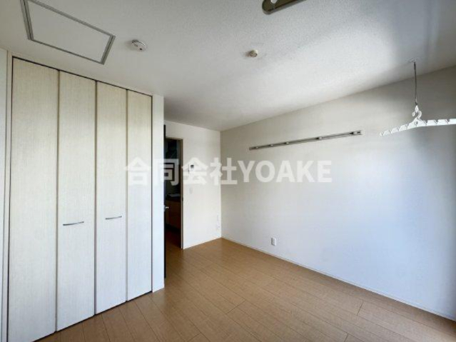 その他　2階のお部屋の写真となります。現況優先。