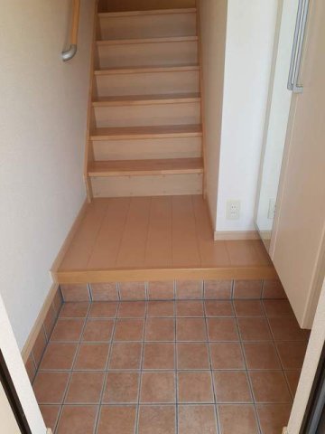 玄関　収納もある玄関です