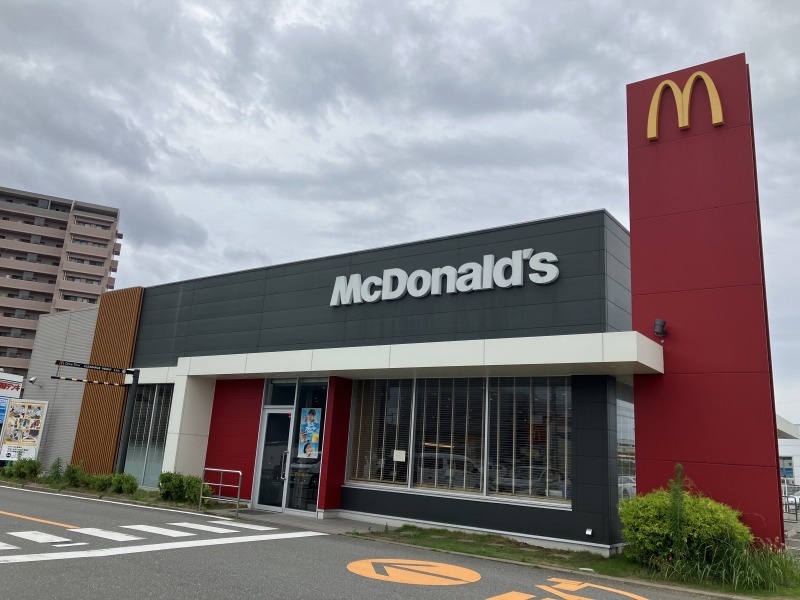 飲食店　マクドナルド 福津店（飲食店）まで1578m
