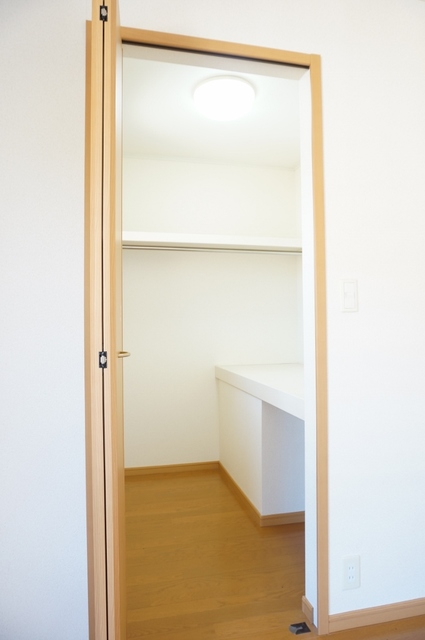 収納　図面と現状に相違がある場合には現状を優先