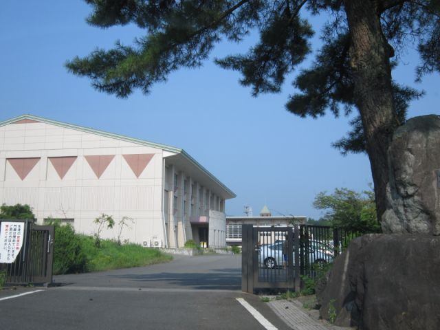 中学校　いなべ市立北勢中学校（中学校）まで2198m