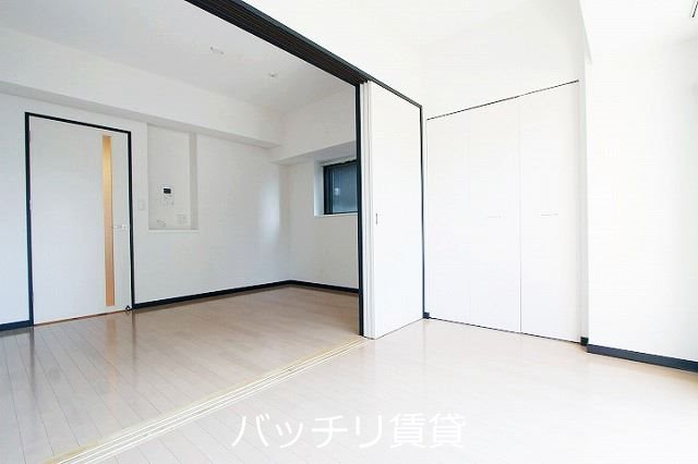 居室・リビング　画像は同型タイプの為、現状を優先致します。