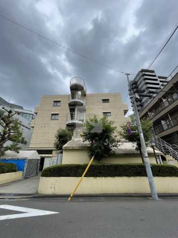 建物外観　ロイヤルプラザ滝野川