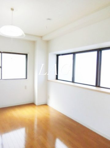 居室・リビング　洋室のお部屋です。