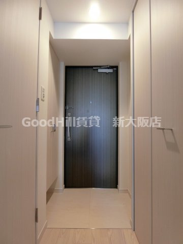 玄関　M-RESIDENCE新大阪Garden
