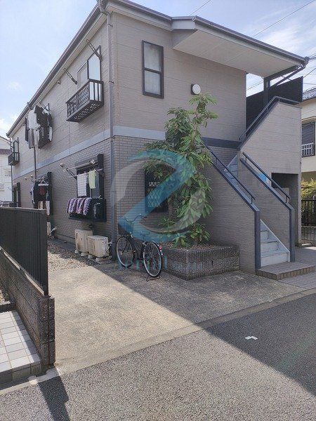 建物外観　エントランス
