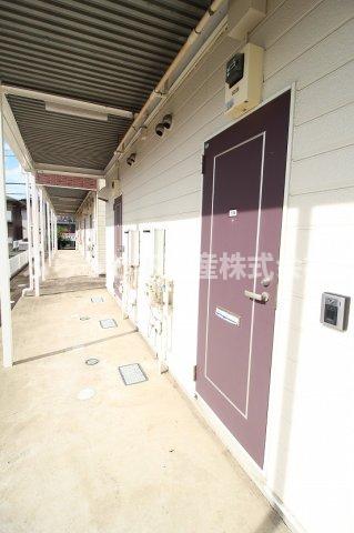 エントランス　毎日通るエントランスはこのようになっています